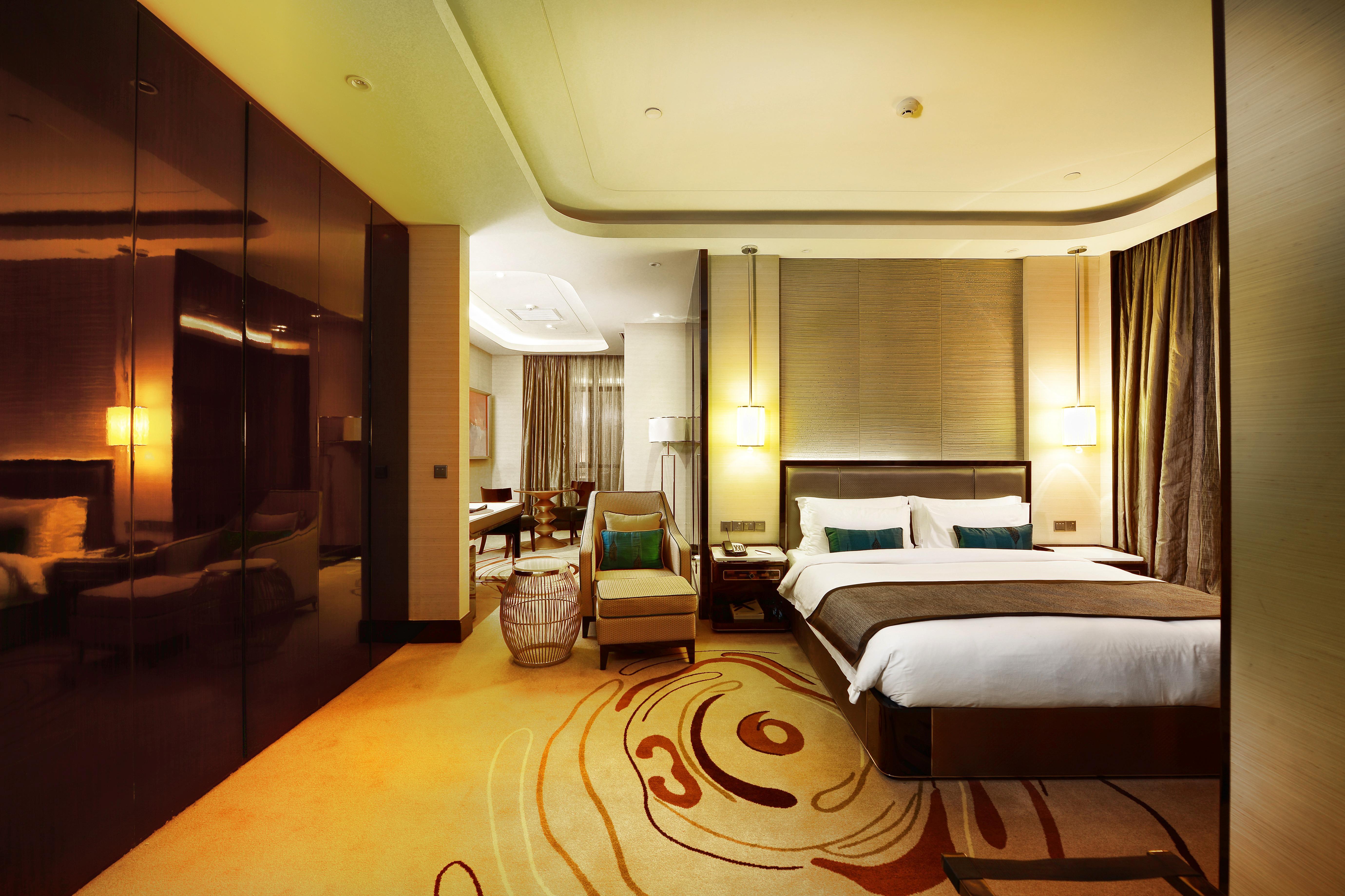 Pacific Regency Hotel