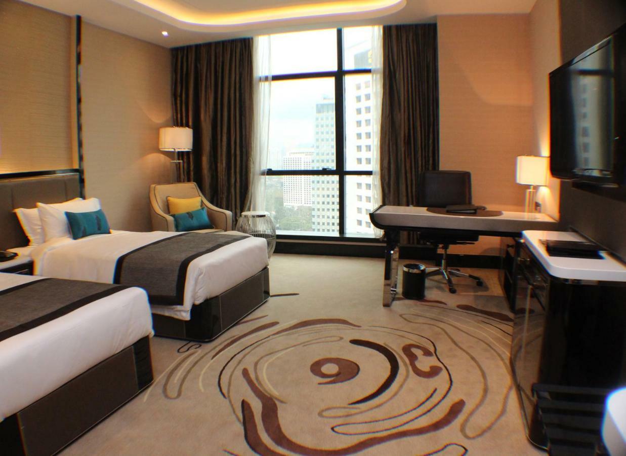 Pacific Regency Hotel 5*